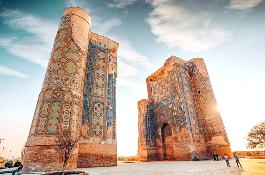 Ruined tiled gateway of Ak-Saray Palace in Shahrisabz